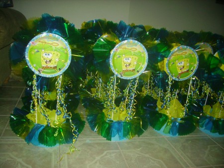 CENTROS DE MESA BOB ESPONJA (NOTA: El color puede ser de su preferencia)